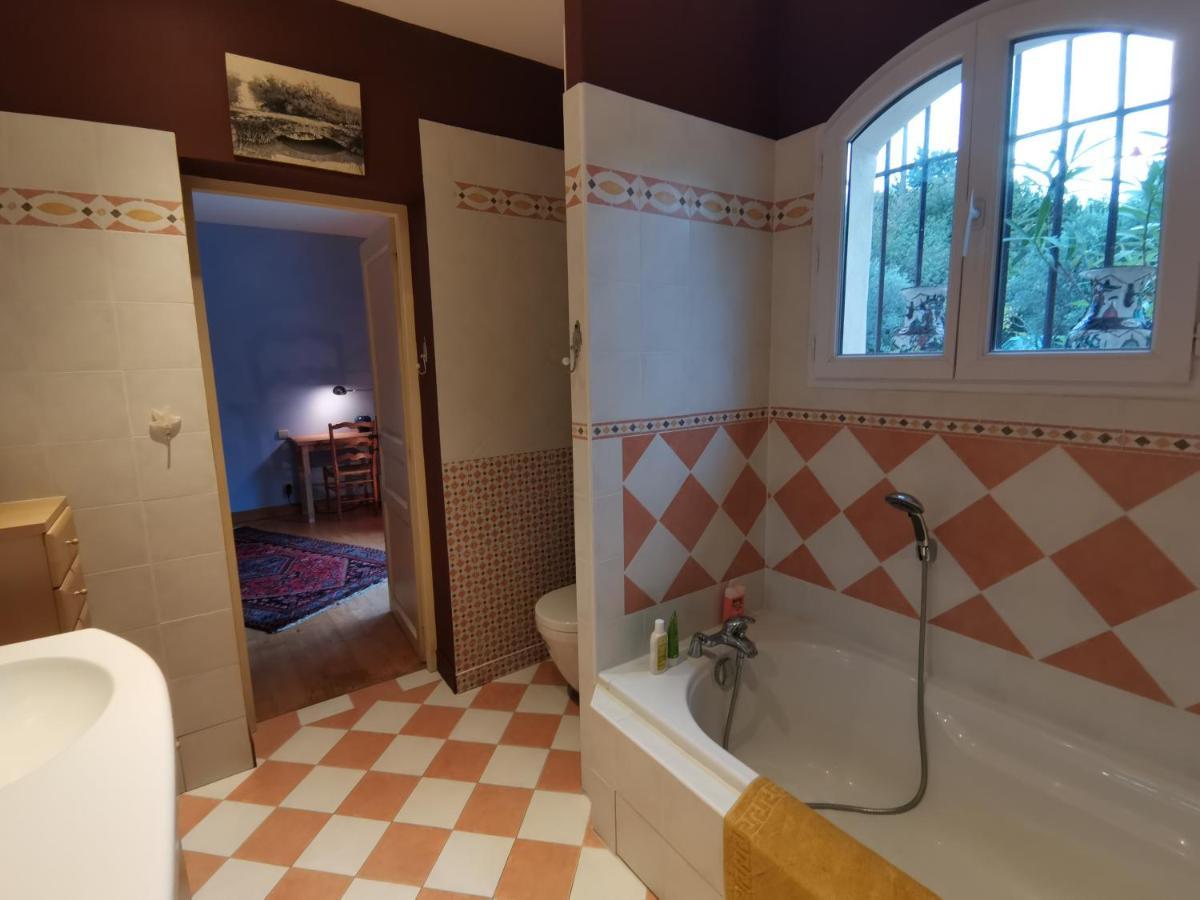 Mas des Oursons - Chambres d'hôtes Arles Extérieur photo